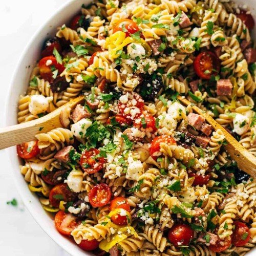 Exploring the History and Recipe of Pasta Salad